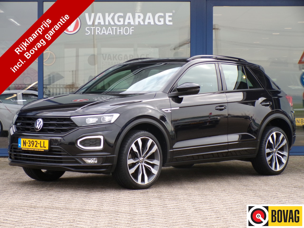 Volkswagen T-Roc - 1.5 TSI Sport Business R 1.5 TSI Sport Business R, Automaat / Carplay + Android Auto / Sensoren + Camera / Stoelver - AutoWereld.nl