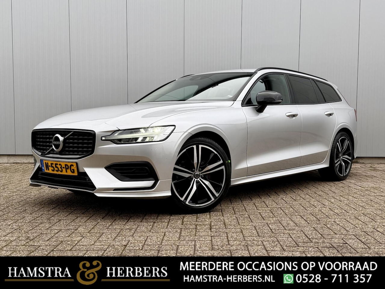 Volvo V60 - 2.0 B3 R-Design grijs - AutoWereld.nl