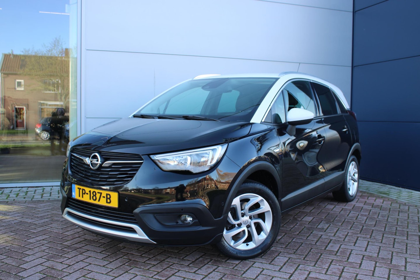 Opel Crossland X - 1.2 Turbo 130pk Innovation Airco Navi Carplay Camera Comfortstoelen Trekhaak Nieuwstaat - AutoWereld.nl