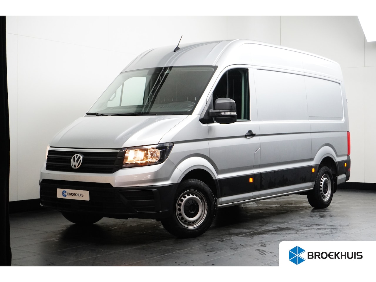 Volkswagen Crafter - 35 2.0 TDI L3H3 EL Trendline | Achteruitrijcamera | Airco | Cruise control - AutoWereld.nl
