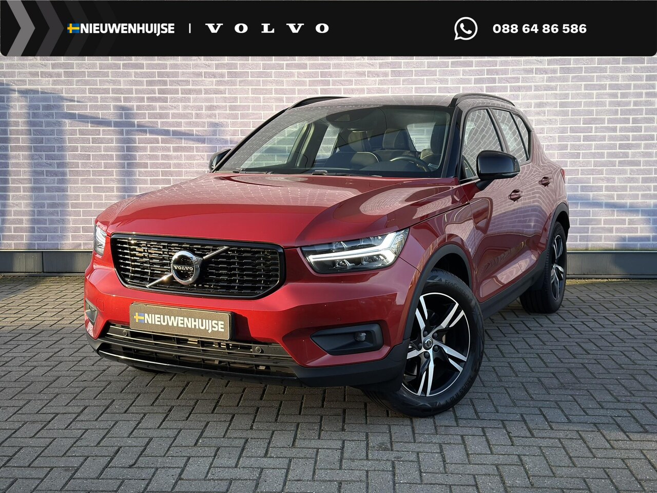Volvo XC40 - T4 190 pk R-Design Aut | Cruise Control | Trekhaak 1800 kg | Half Lederen Bekleding | Park - AutoWereld.nl