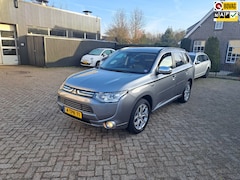 Mitsubishi Outlander - 2.0 PHEV instyle+
