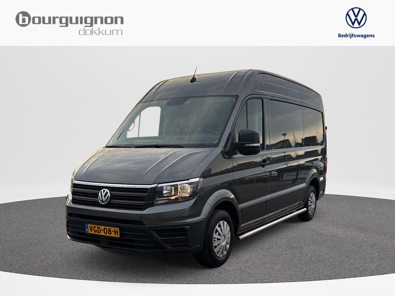 Volkswagen Crafter - 35 2.0 TDI L3H3 Highline | 140Pk | Automaat | A-Camera | Trekhaak | - AutoWereld.nl