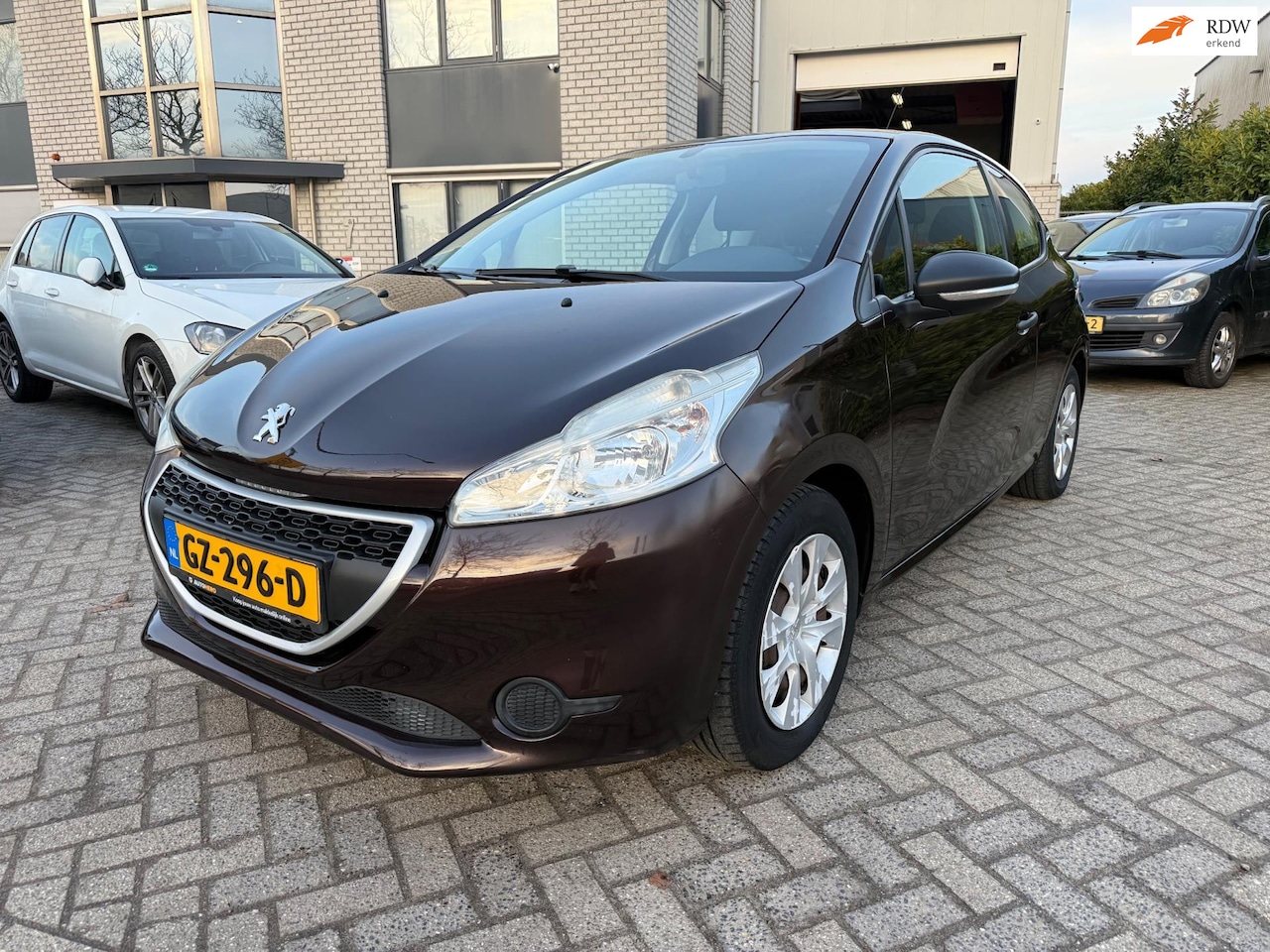 Peugeot 208 - 1.0 VTi Access Airco Cruise Control - AutoWereld.nl