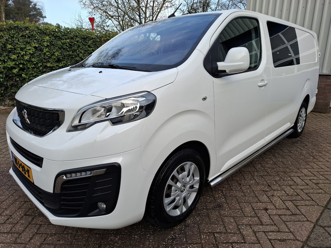 Peugeot Expert - 2.0 BlueHDI 150 Long Asphalt DC 6-PERSOONS 360 CAMERA 150PK - AutoWereld.nl