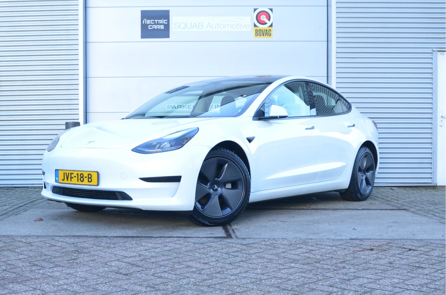 Tesla Model 3 - Standard RWD Plus 60 kWh Trekhaak (1.000kg), LFP Accu, AutoPilot - AutoWereld.nl