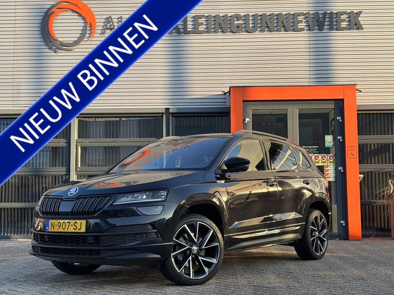 Skoda Karoq - 1.5 TSI ACT Sportline / Stoel & Stuurverwarming / Elektrische Achterklep / AndroidAuto/App - AutoWereld.nl
