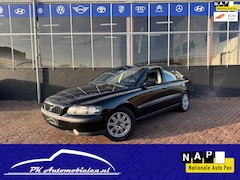 Volvo S60 - 2.4 *CRUISE + CLIMA + TREKHAAK