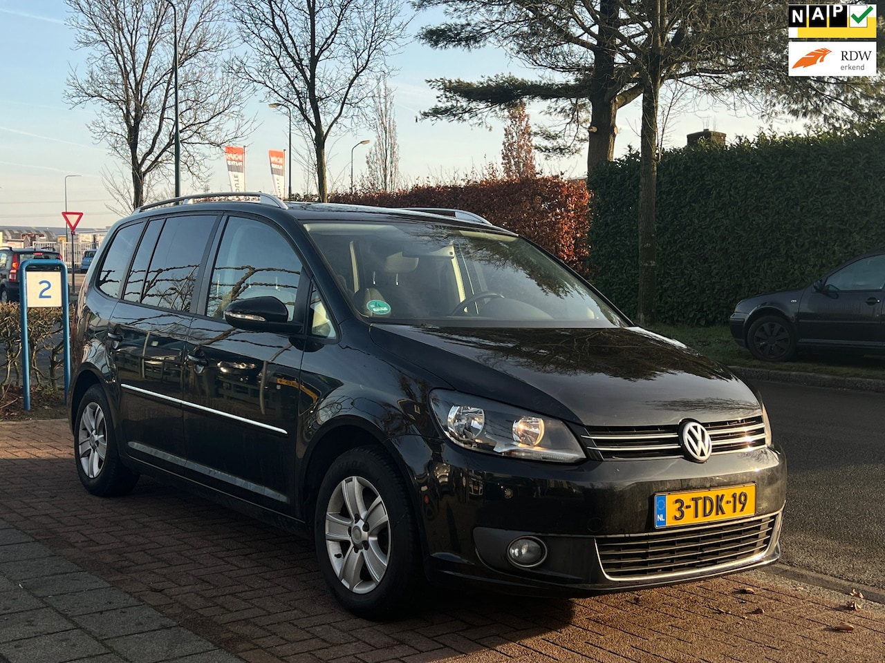 Volkswagen Touran - 1.2TSI Highline BMt *Boekjes compleet - AutoWereld.nl
