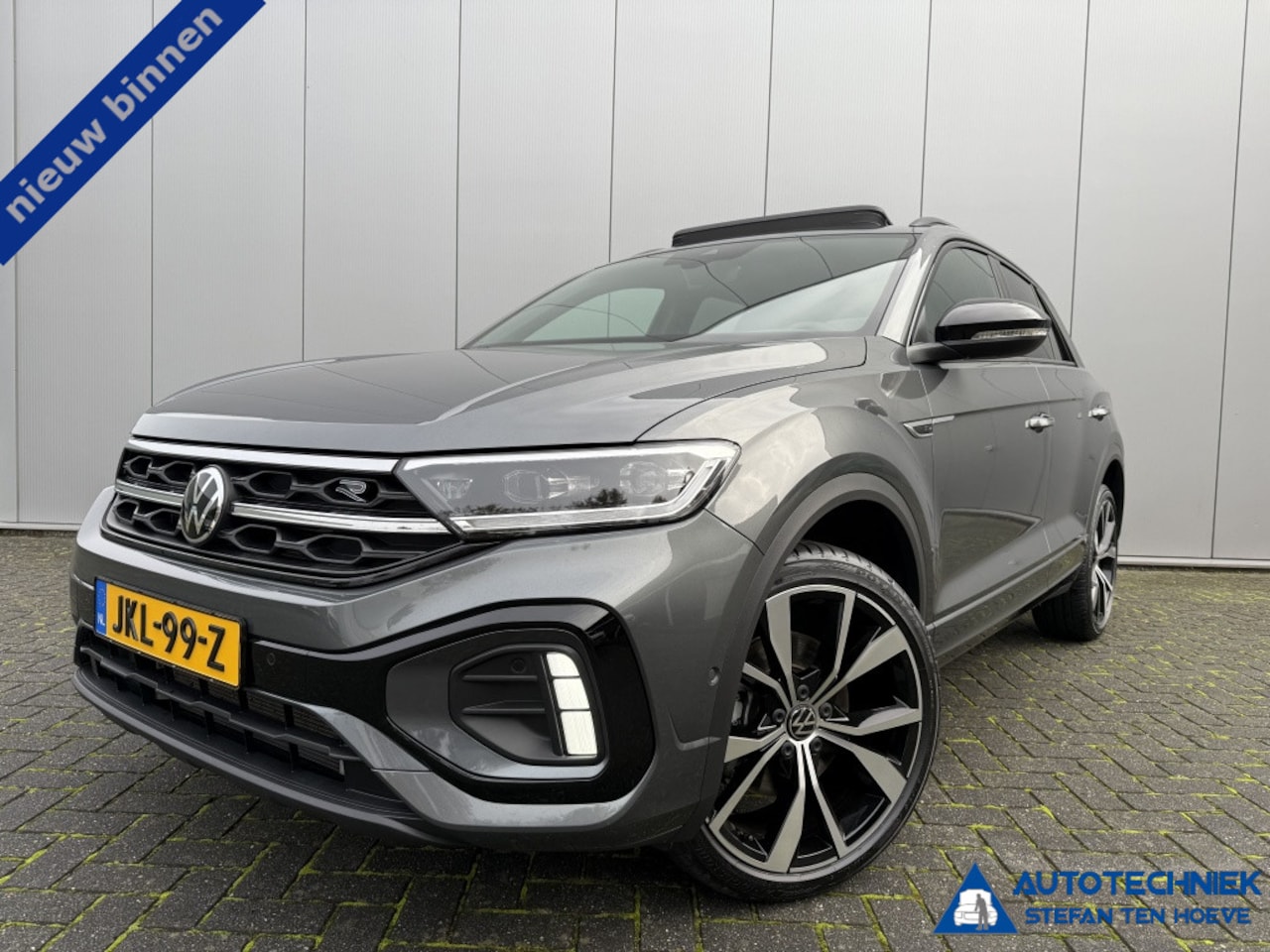 Volkswagen T-Roc - 1.5 TSI R-Line fabrieksgarantie blackstyle Carplay Camera Au - AutoWereld.nl