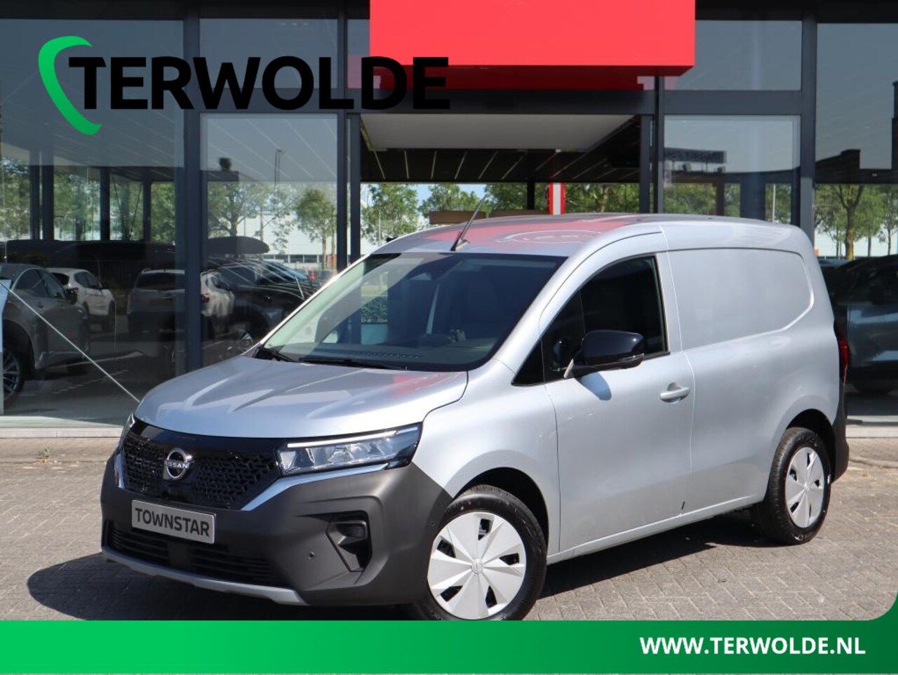 Nissan Townstar - Tekna L1 45kWh 123PK | 1500KG Geremd | Apple Carplay | Achteruitrijcamera - AutoWereld.nl