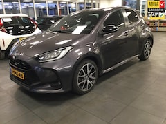 Toyota Yaris - 1.5 VVT-i Executive PDC voor en achter Camera DAB