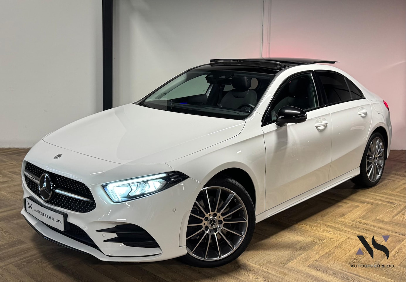 Mercedes-Benz A-klasse - 250 e AMG 360' BURMESTER PANO VOL' - AutoWereld.nl