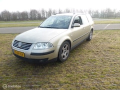 Volkswagen Passat Variant - 1.8 Turbo Comfortline