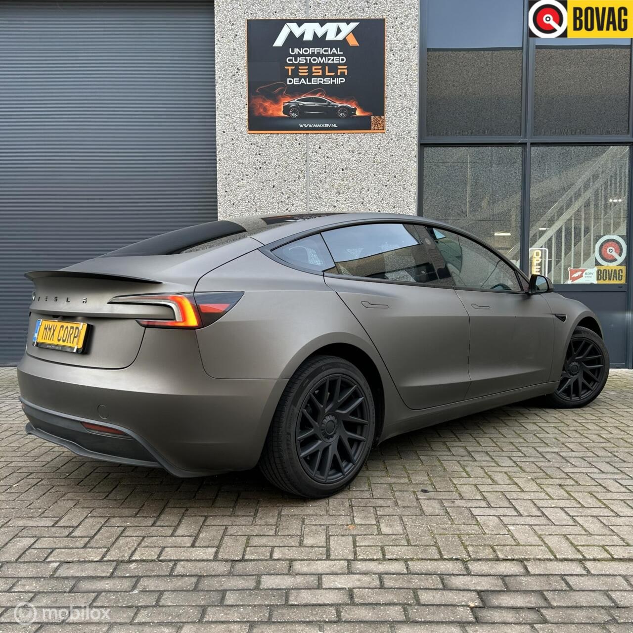 Tesla Model 3 - Standard Range HIGHLAND + MMX PACK - AutoWereld.nl