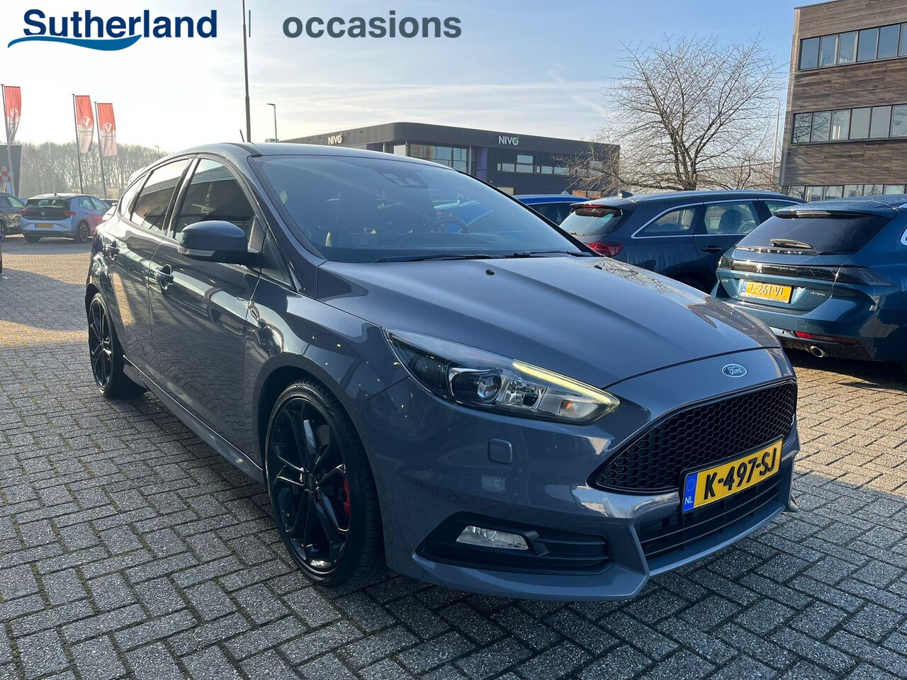 Ford Focus - 2.0 ST 250pk | Winter Pack | Blind Spot Assist | SONY | Camera | Dealer Onderhouden | - AutoWereld.nl