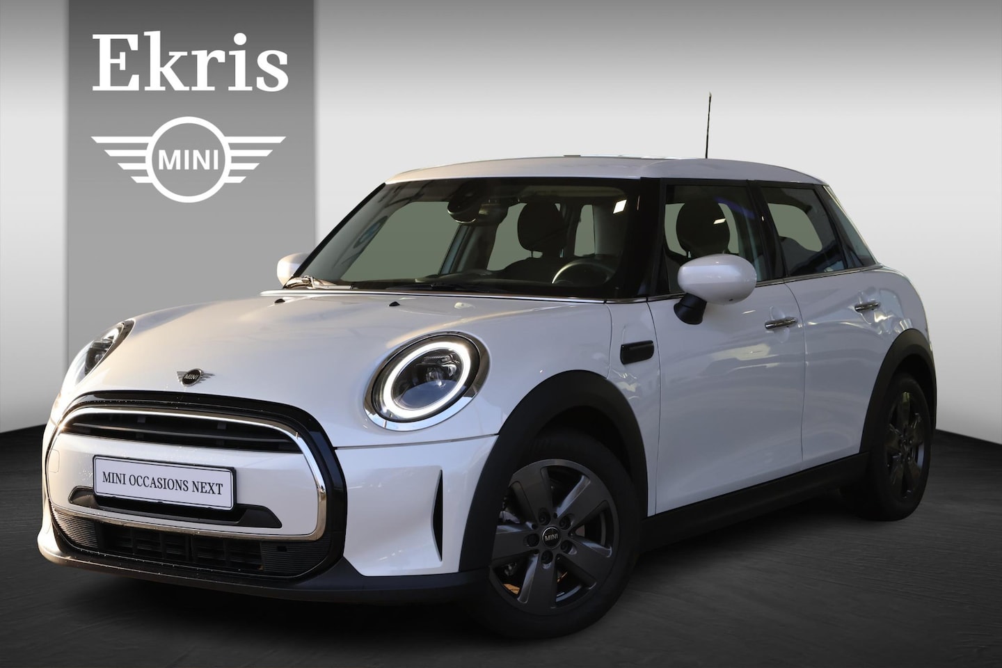 MINI Cooper - 5-Deurs | Cruise Control | Parkeersensor Achter | LED Koplampen - AutoWereld.nl