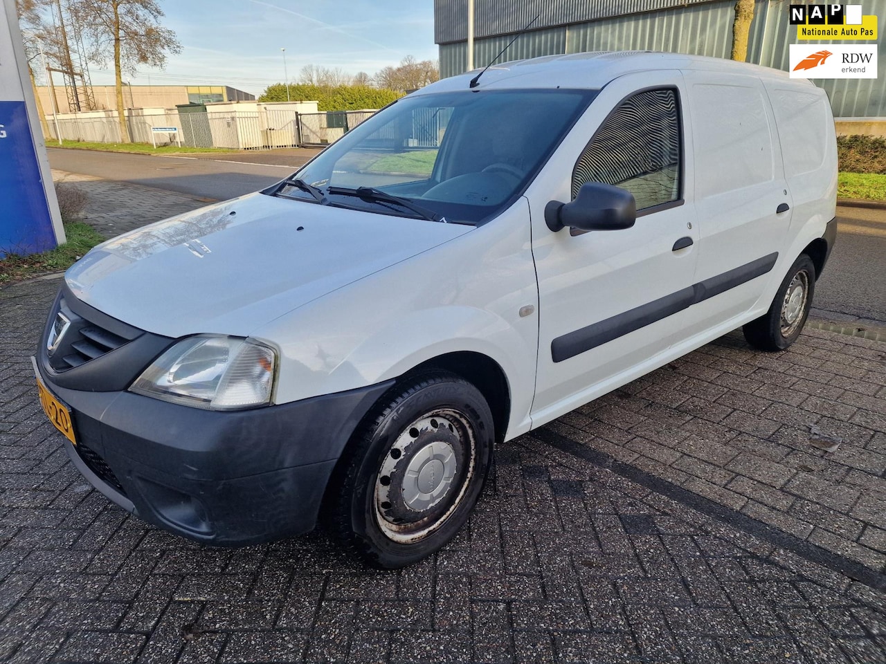 Dacia Logan - 1.5 dCi 1.5 dCi, Apk, Nap, Versnellingsbak defect, Inruil mogelijk. - AutoWereld.nl