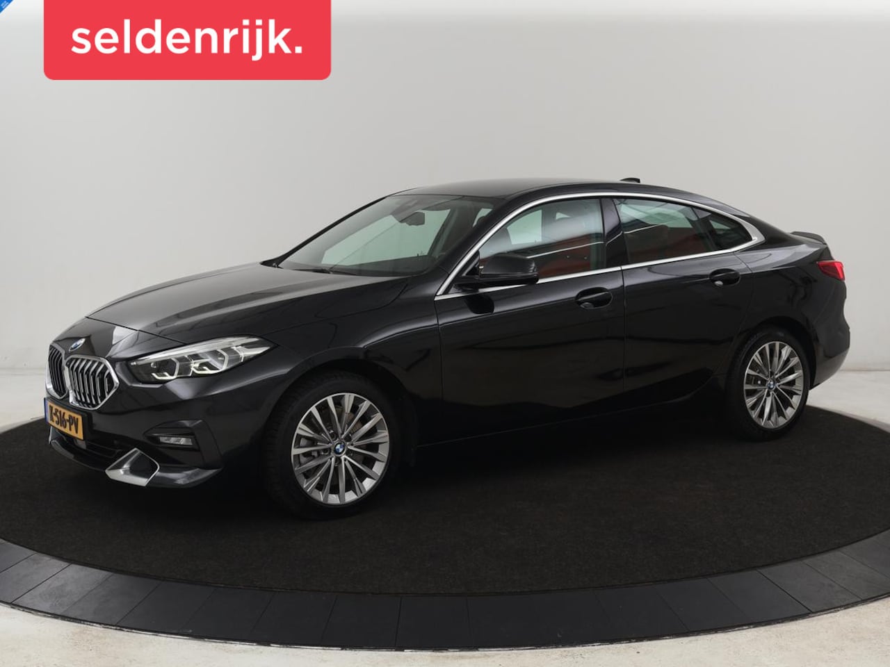 BMW 2-serie Gran Coupé - 220i High Executive | Head-Up | Adaptive cruise | Leder | Camera | Stoelverwarming | Sport - AutoWereld.nl