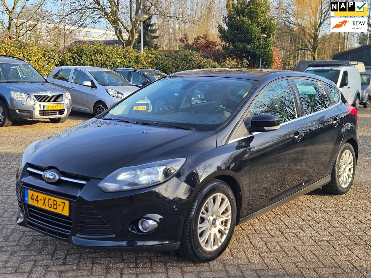 Ford Focus - 1.0 EcoBoost Titanium|keyless|Navi|Clima|PDC|Trekhaak|NAP| - AutoWereld.nl