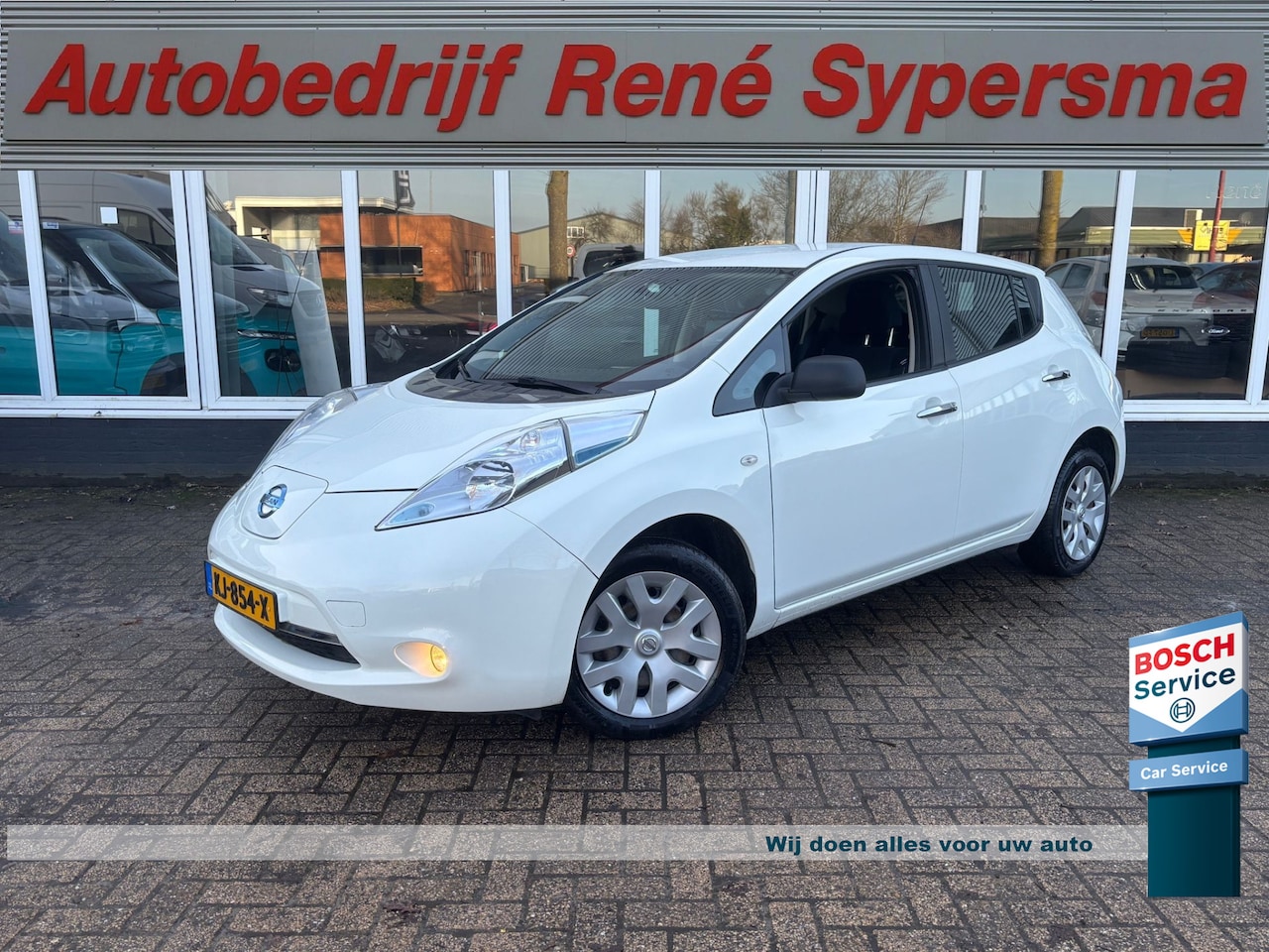 Nissan LEAF - Visia 24 kWh | Keyless | Bluetooth | Elektrische Ramen - AutoWereld.nl