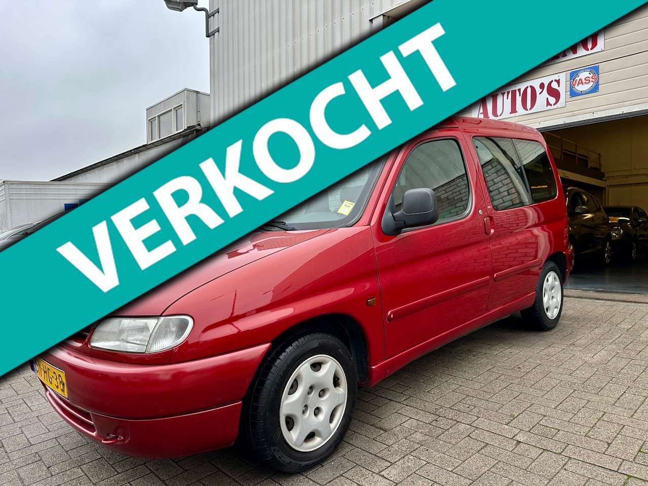 Citroën Berlingo - 1.4i Multispace | NIEUWE RIEM | DUBBEL CABINE | APK - AutoWereld.nl