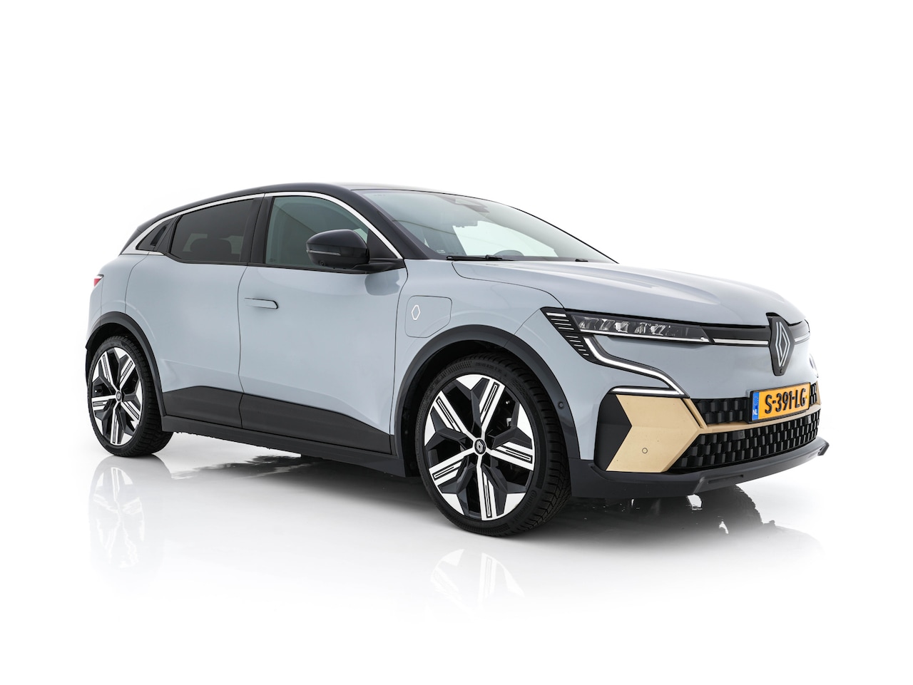 Renault Mégane E-Tech - EV60 Optimum Charge Iconic [ 3-Fase ] (INCL.BTW) Aut. *LUXURY-LEATHER | FULL-LED | TOP-VIE - AutoWereld.nl