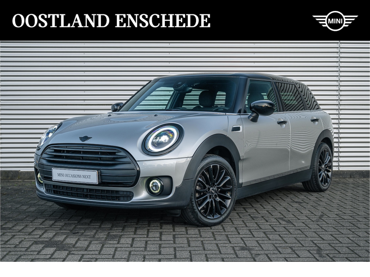MINI Clubman - Cooper Classic Automaat / Achteruitrijcamera / Comfort Access / Comfortstoelen / LED / Sto - AutoWereld.nl