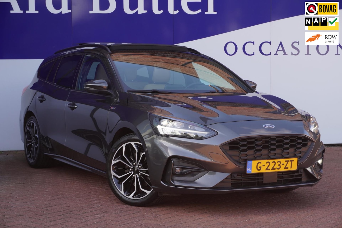 Ford Focus Wagon - 1.5 EcoBoost ST Line Business +Led+navi+camera+Pano-dak+leder+nieuwe apk+stoel-verw+18"lmv - AutoWereld.nl