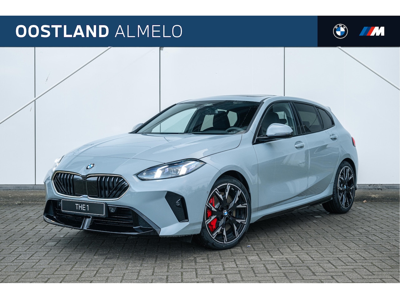 BMW 1-serie - 120 High Executive M Sport Automaat / Panoramadak / Sportstoelen / Adaptieve LED / Comfort - AutoWereld.nl