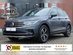 Volkswagen Tiguan - 1.5 TSI Elegance / Pano / HuD / IQ.Light / Camera