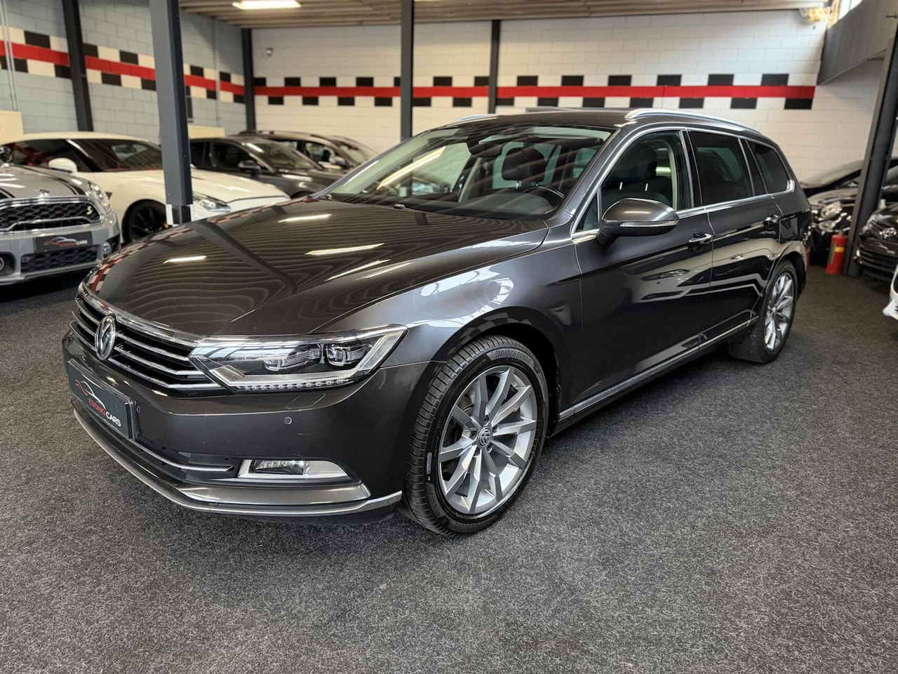 Volkswagen Passat Variant - 1.8 TSI Business Edition R 1.8 TSI Business Edition R - AutoWereld.nl