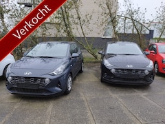 Hyundai i10 - 1.0 * 3 STUKS * Comfort Automaat * Carplay * NAVI * Stoelverwarming * Cruise * Airco