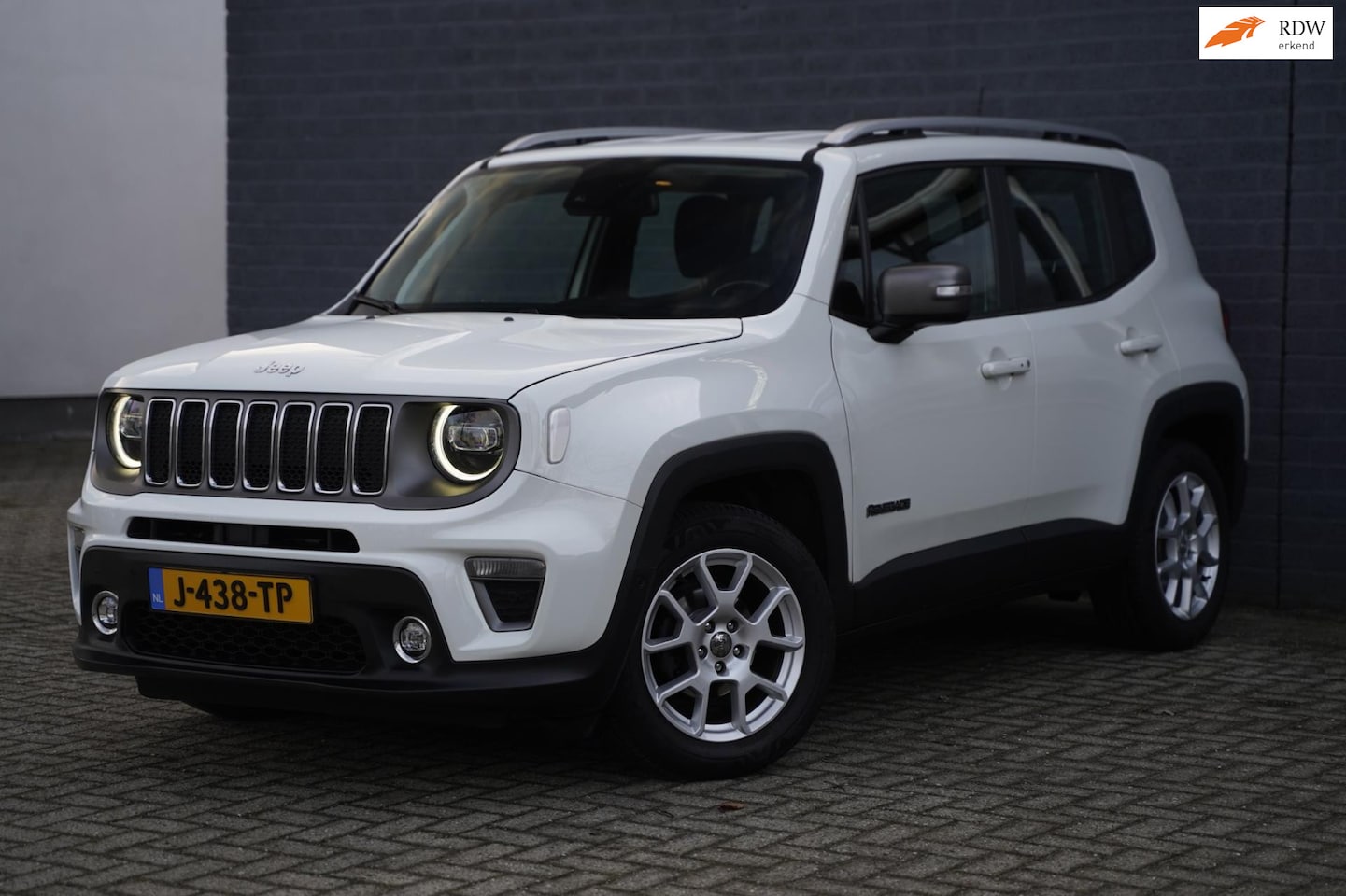 Jeep Renegade - 1.0T-e Limited 1.0T-e Limited 120pk, Led, Camera, Navi, NAP - AutoWereld.nl