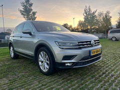 Volkswagen Tiguan - 1.4 TSI ACT Highline