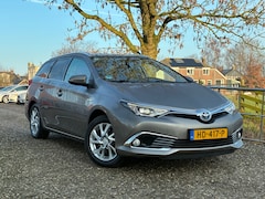 Toyota Auris Touring Sports - 1.8 Hybrid Lease pro | Pano + Cruise + Clima nu € 8.975,