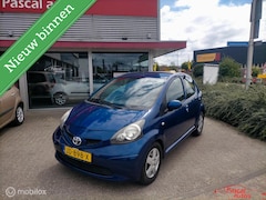 Toyota Aygo - 1.0-12V + nw koppeling apk airco