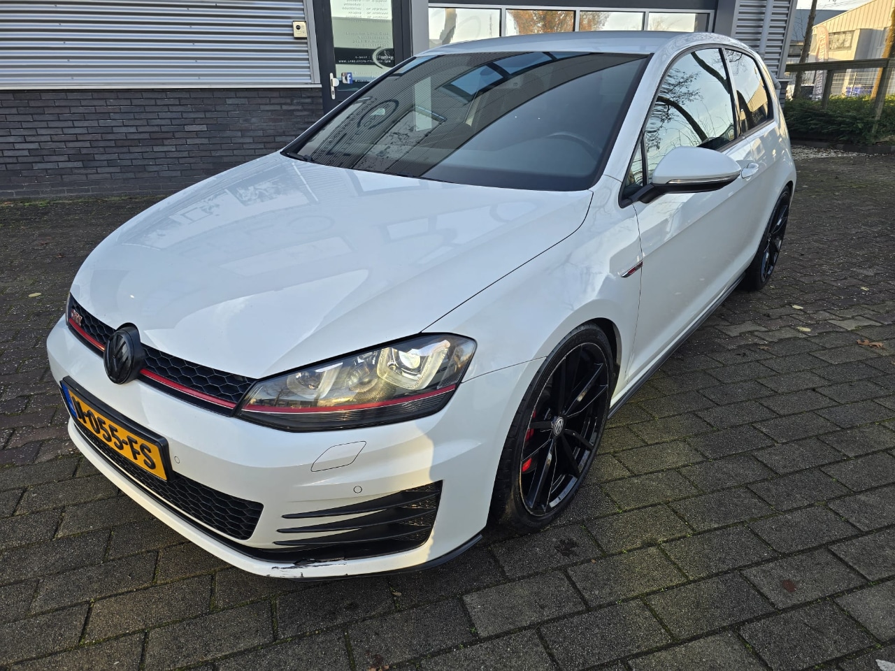 Volkswagen Golf - GOLF2.0 TSI GTI PERFORMANCE - AutoWereld.nl