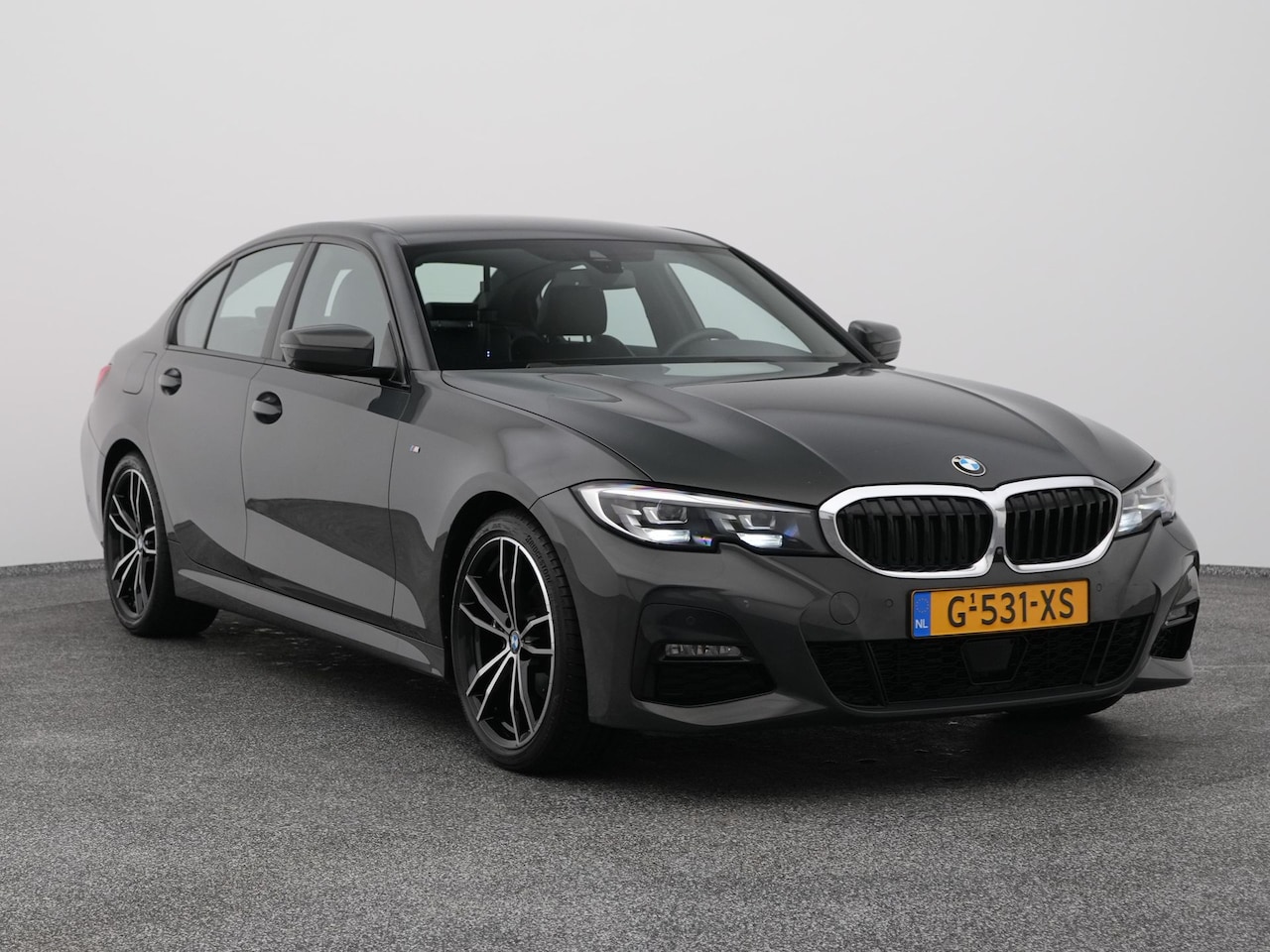 BMW 3-serie - 320i Executive Edition M-Sport | 360° | ADAPTIVE | KEYLESS | STOELVERWARMING - AutoWereld.nl