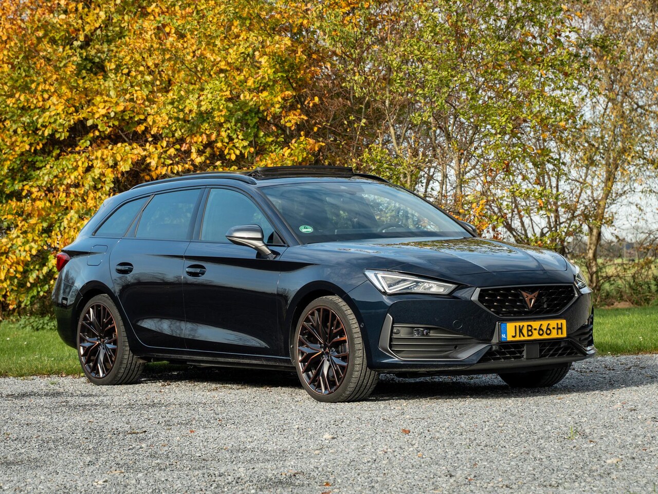 CUPRA Leon Sportstourer - 1.4 e-Hybrid VZ Copper Edition // pano - AutoWereld.nl