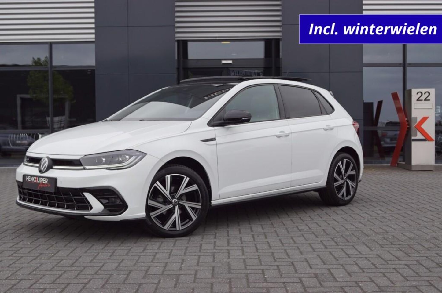 Volkswagen Polo - 1.0 TSI DSG R-Line Panodak/ Camera / Virt. cockpit / IQ LED/ 17LM - AutoWereld.nl