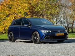 Volkswagen Golf - 1.5 eTSI R-Line Business+ // panorama dak