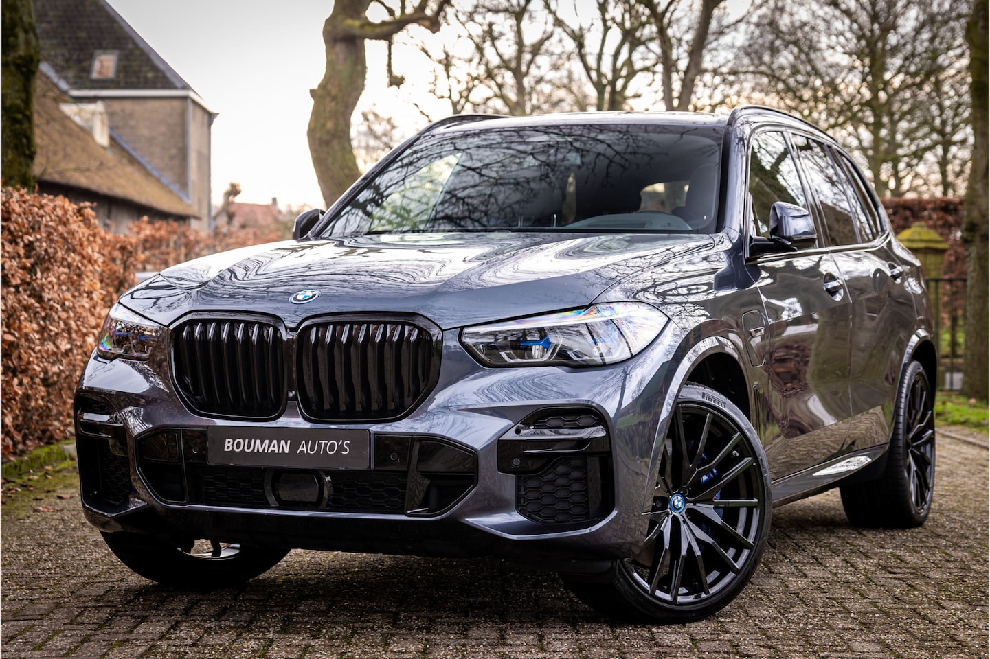 BMW X5 - xDrive45e M Sport Vierwielbesturing Laser Stoelventilatie 22" Trekhaak Panorama - AutoWereld.nl