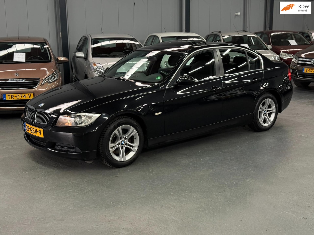 BMW 3-serie - 316i Business Line Schuifdak Trekhaak APK NAP - AutoWereld.nl