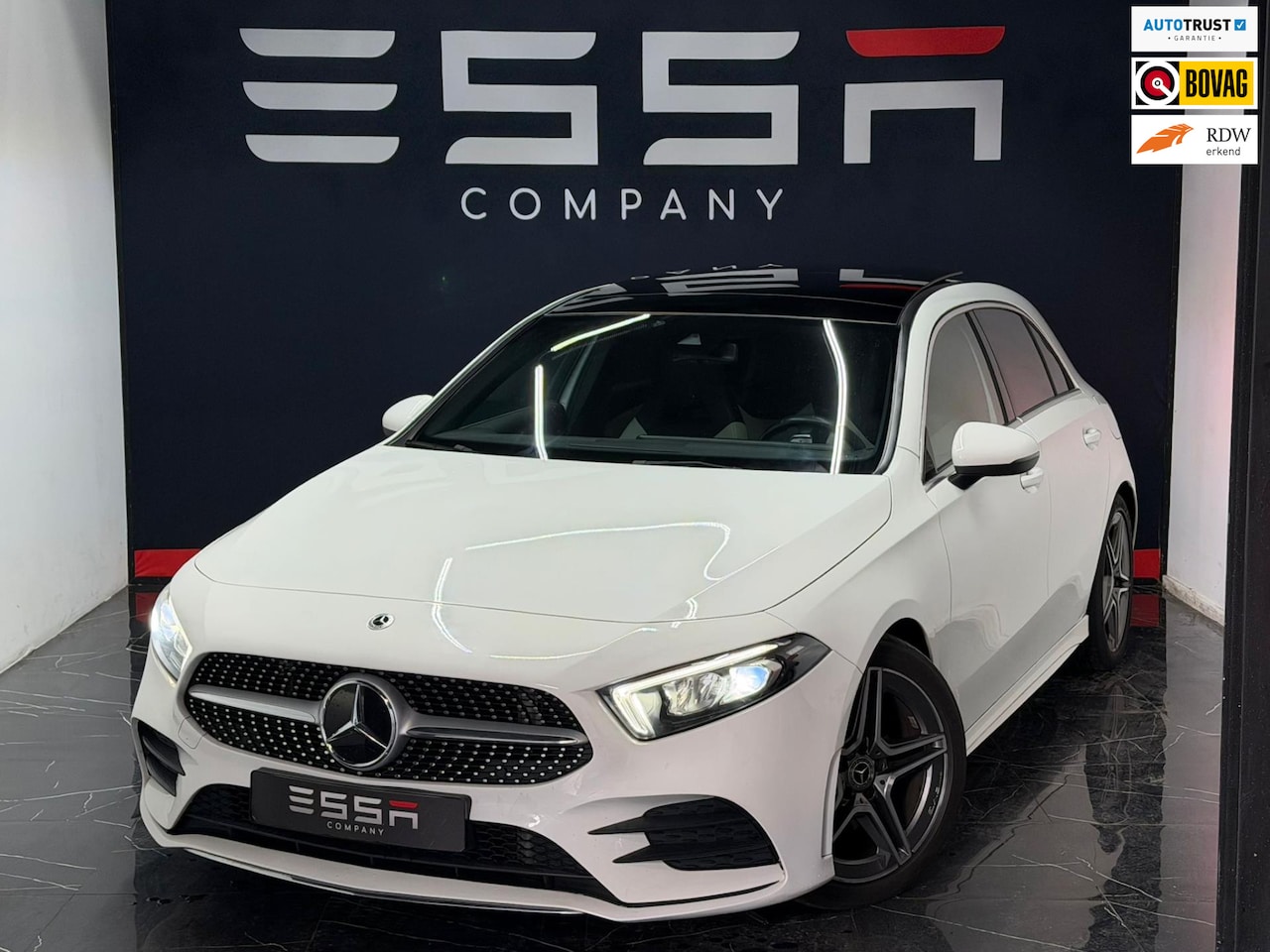 Mercedes-Benz A-klasse - 180 Premium Plus AMG Pano Sfeerv Camera - AutoWereld.nl