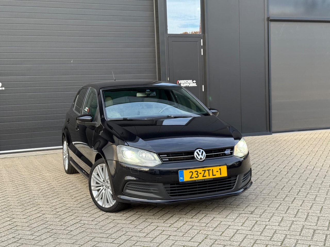 Volkswagen Polo - 1.4 TSI BlueGT 140PK (bj 2013) XENON/LED/NAVI/SUPER MOOI - AutoWereld.nl