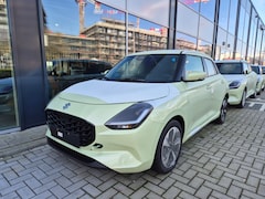 Suzuki Swift - 1.2 Style Smart Hybrid Automaat € 2.400, - KORTING