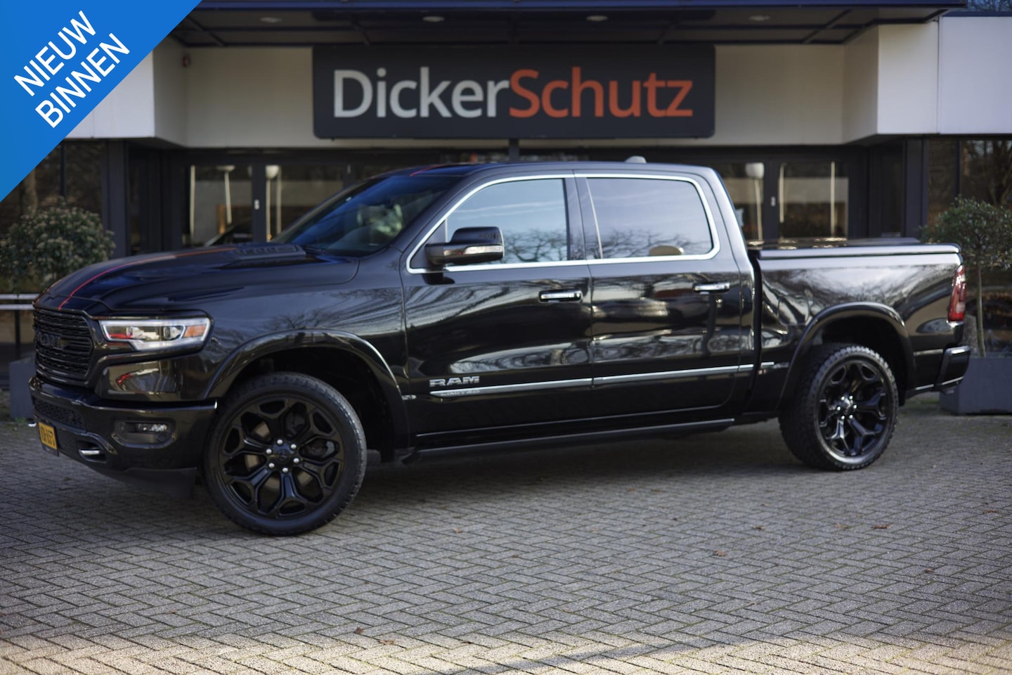 Dodge Ram 1500 - 5.7 V8 4x4 Crew Cab Limited 5.7 V8 4x4 Crew Cab Limited - AutoWereld.nl