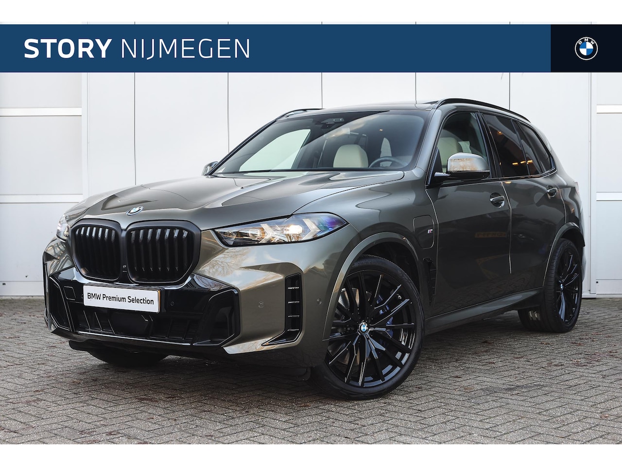 BMW X5 - xDrive50e High Executive M Sport Automaat / Panoramadak Sky Lounge / Trekhaak / Massagefun - AutoWereld.nl