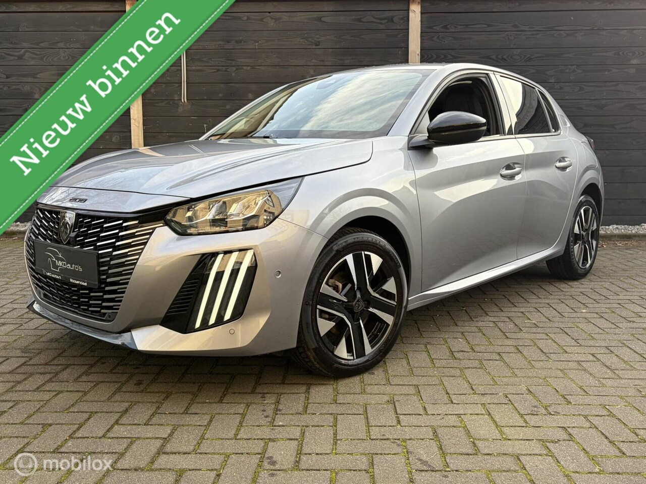 Peugeot 208 - 1.2 PureTech 100 Style 100 PK Clima / FM nav / LM / camera / 20.608 KM!!! - AutoWereld.nl